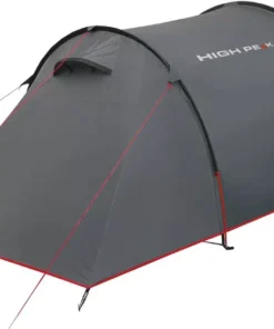 Vista exterior de la tienda de campaña High Peak Ascoli 3 completamente cerrada, con estructura tipo túnel y doble techo impermeable.