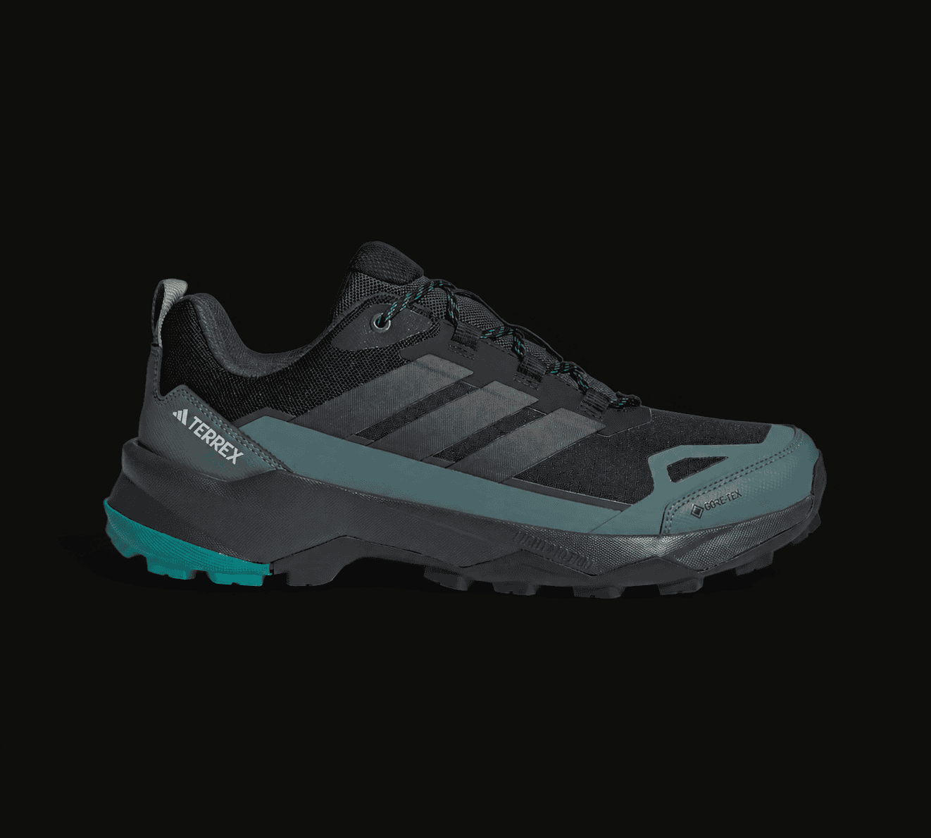 Zapatilla Adidas Terrex Skychaser AX5 GTX negra y turquesa sobre fondo negro